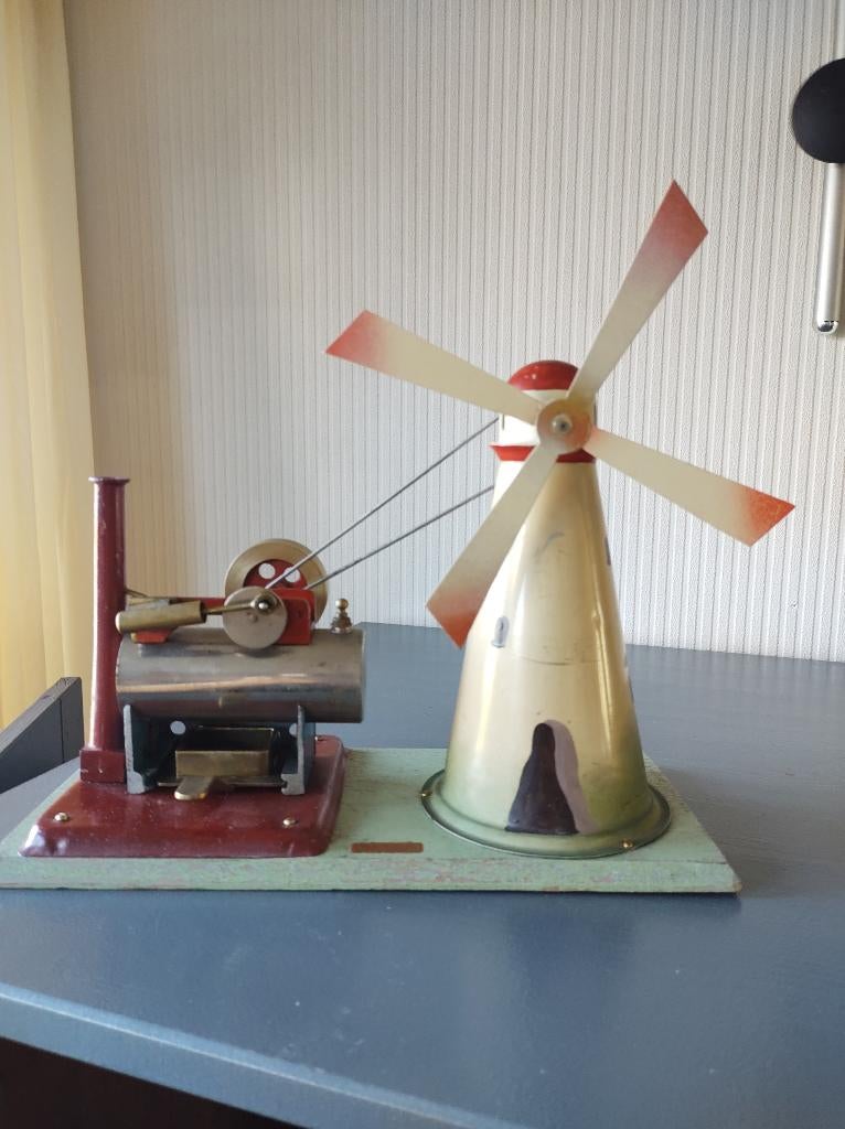 Stoommachine uit Italie. Zeldzaam!, Hobby en Vrije tijd, Modelbouw | Overige, Ophalen of Verzenden, Gebruikt, Groter dan 1:32
