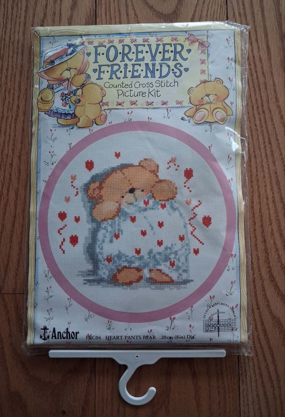 Borduurpakket Forever Friends bestaande uit 2 sets, Hobby en Vrije tijd, Ophalen of Verzenden, Nieuw, Handborduren, Borduurpakket