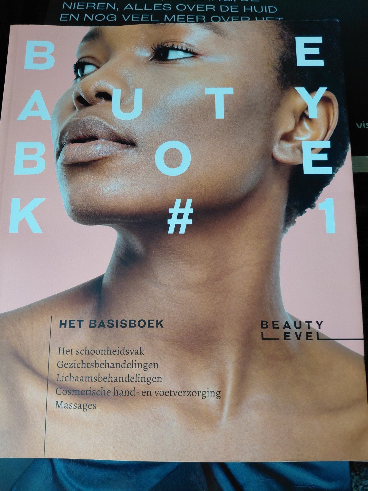 Beauty Book #1: Het Basisboek voor Schoonheidsspecialisten, Ophalen of Verzenden, Zo goed als nieuw, Overige typen, Onbekend