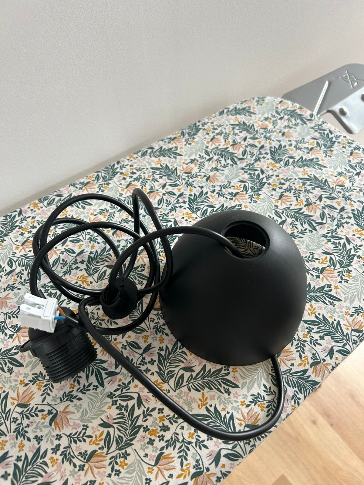 Hemma ophangsysteem van de ikea, Huis en Inrichting, Ophalen, Nieuw, Kunststof, Minder dan 50 cm