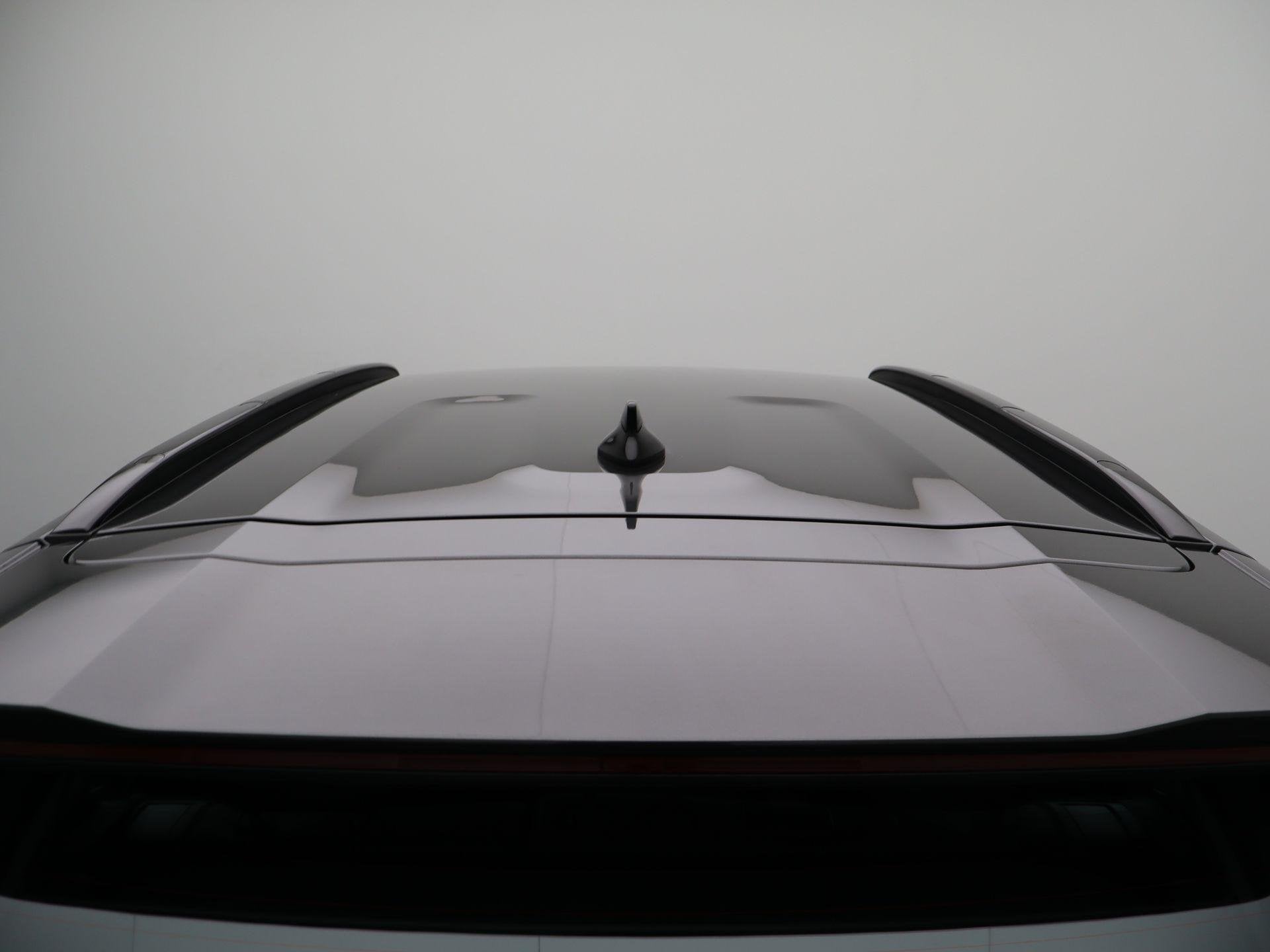 Foto 42 van Kia Niro 1.6 GDi Hybrid DynamicLine | Clima | Navi | Trekhaa