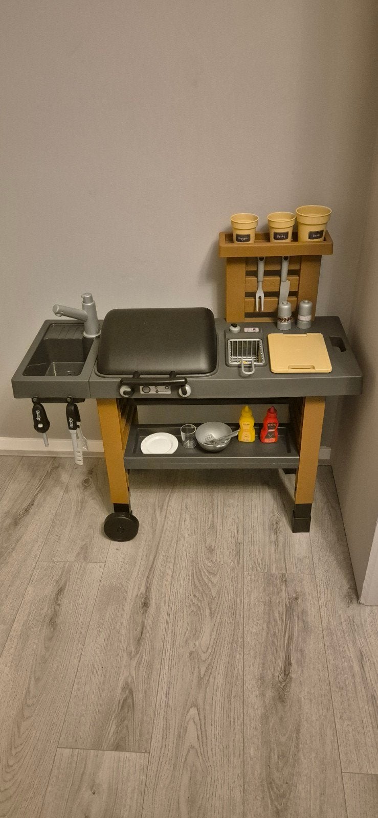 Smoby BBQ grill buitenkeuken voor kinderen, Ophalen, Zo goed als nieuw, Knutselen