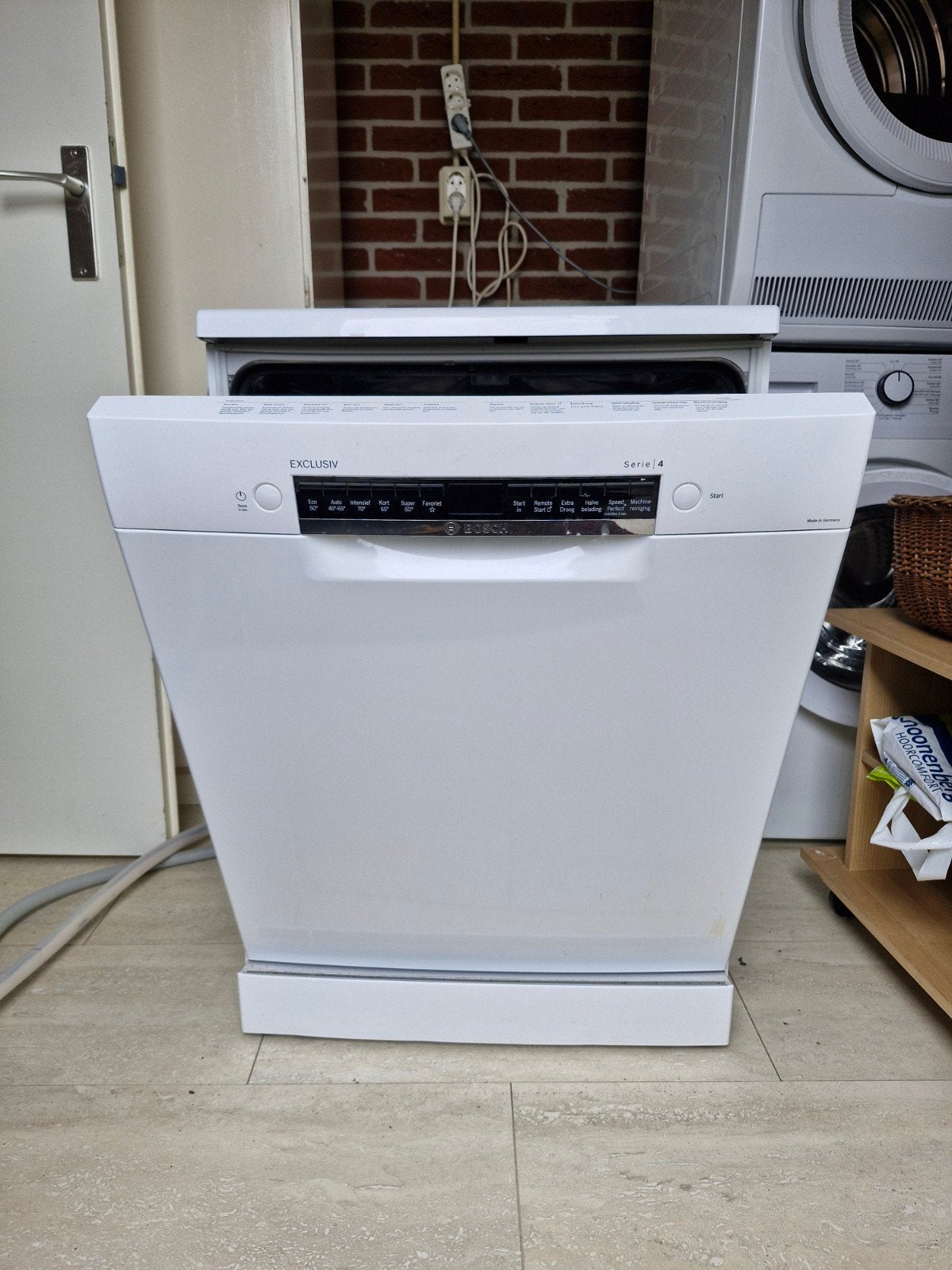Bosch Serie 4 SMS4HBW00N Vrijstaande Vaatwasser, Witgoed en Apparatuur, Vaatwasmachines, Ophalen, 60 cm of meer, Zo goed als nieuw