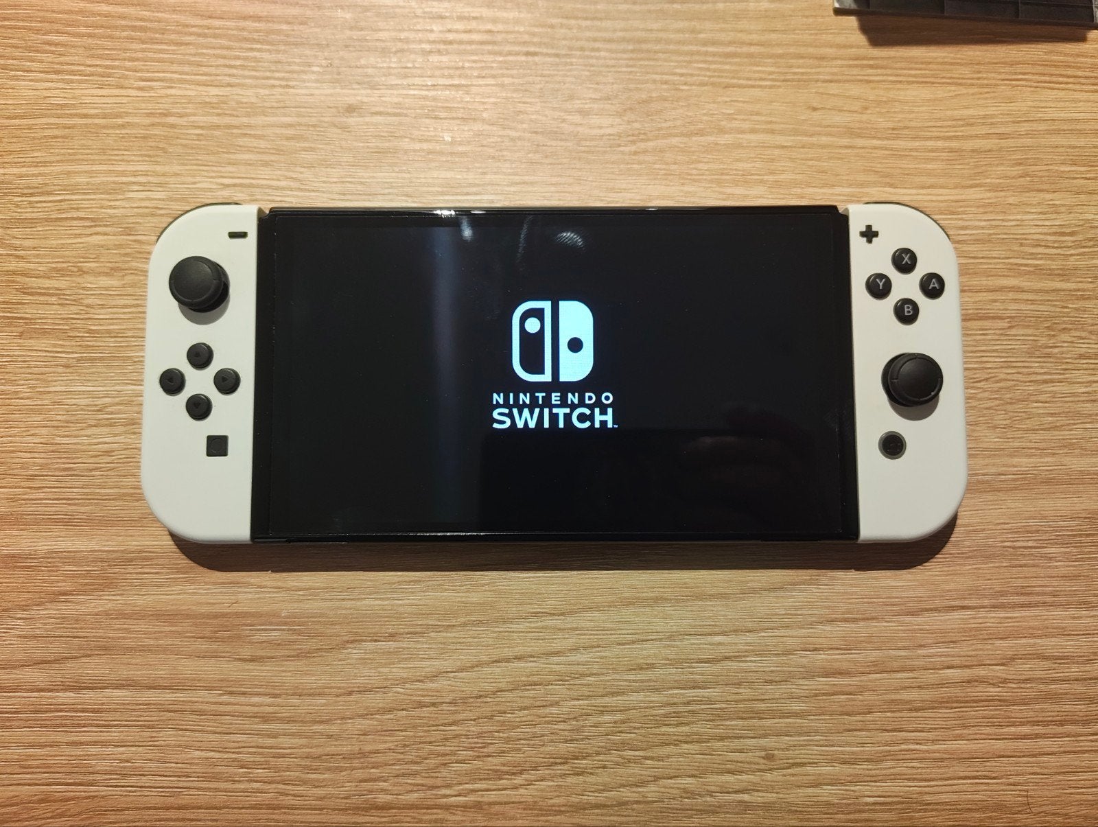 Switch OLED met 128gb micro SD, 2 extra joycons en case, Switch OLED, Ophalen of Verzenden, Zo goed als nieuw, Met 3 controllers of meer