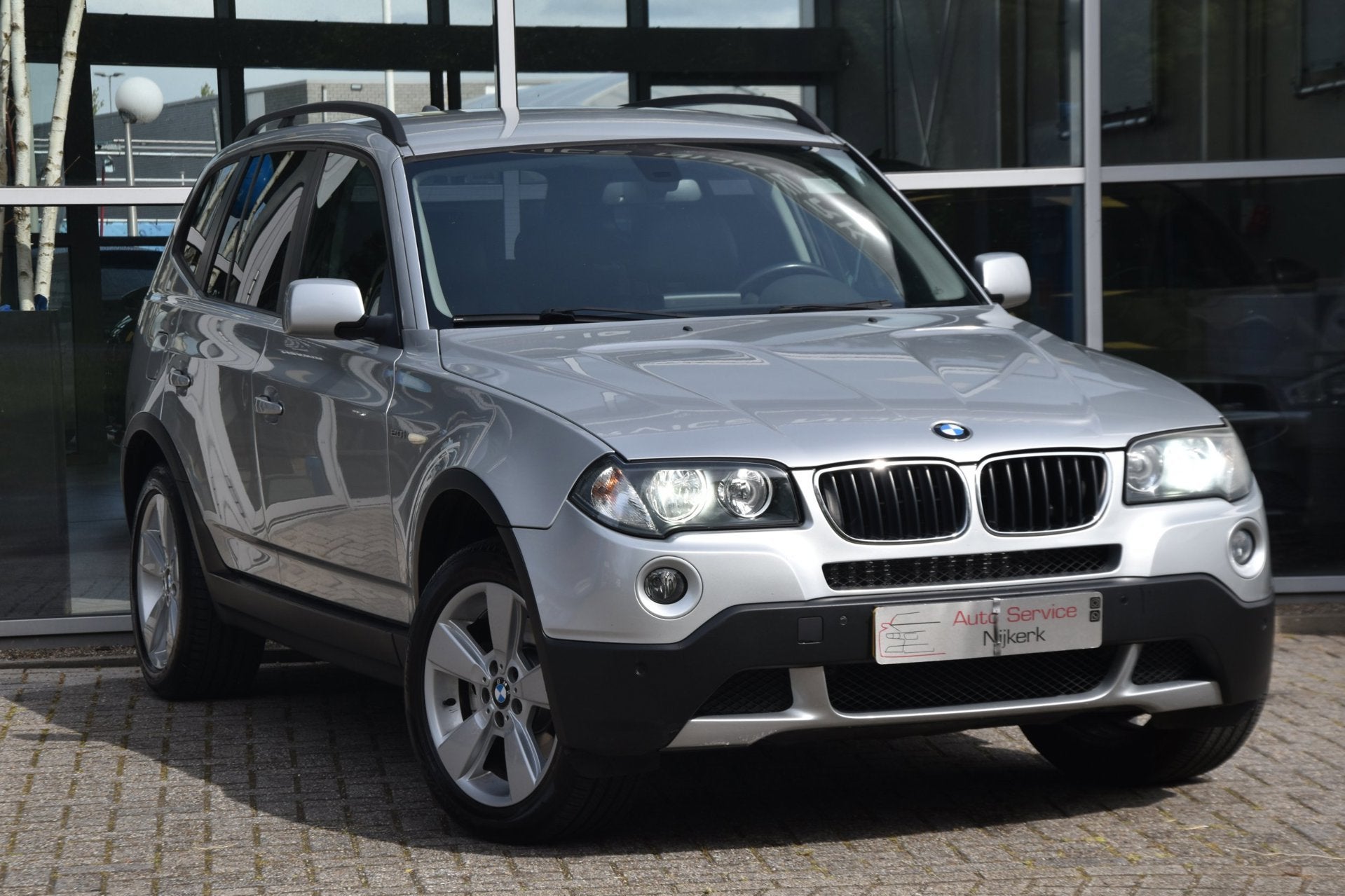 BMW X3 2.0i Youngtimer Leder Navi Xenon PDC Stoelverw., Zwart, 4 cilinders, 150 pk, Handgeschakeld