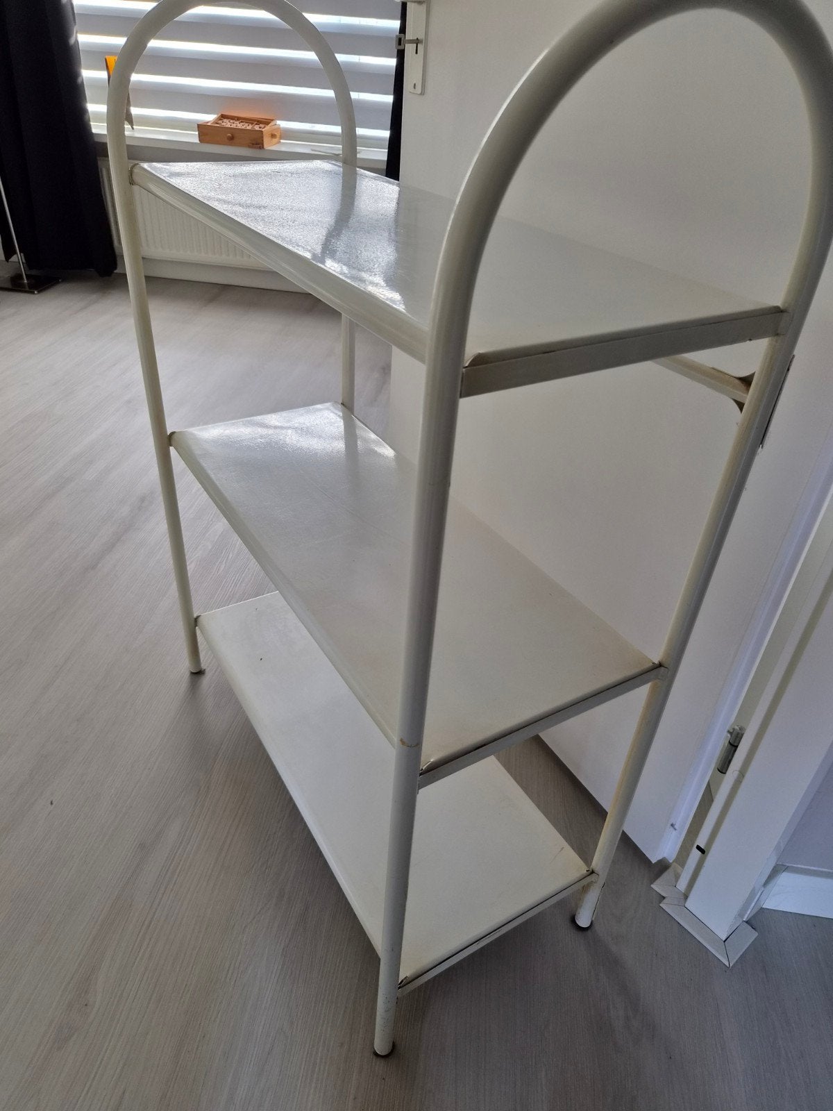 Wit metalen rek met 3 planken - 105x75x30 cm, Ophalen