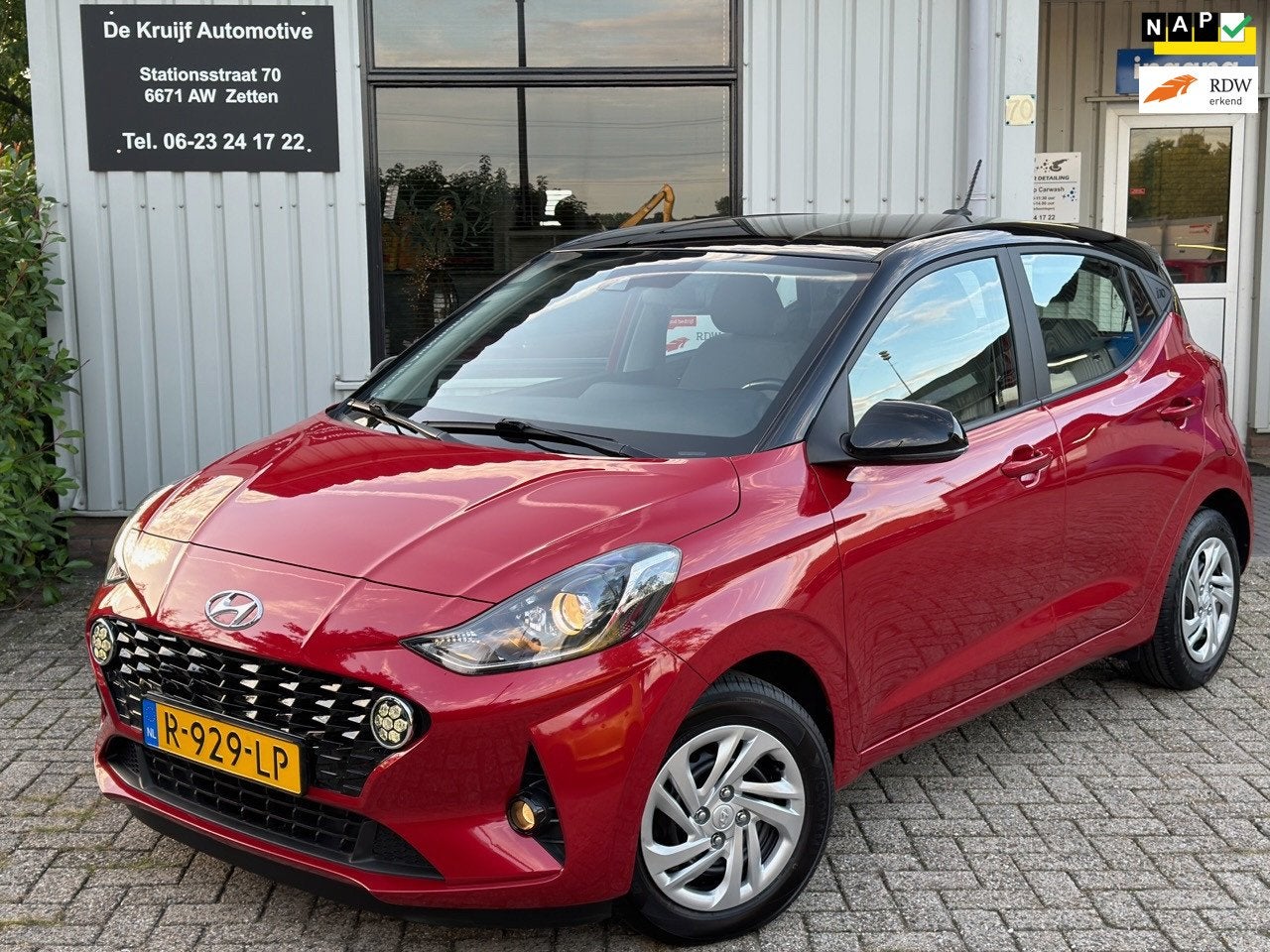 Hyundai I10 1.0 Premium|CAMERA|PDC|APPLE/ANDROID CARPLAY|CRU, Auto's, Voorwielaandrijving, Dealer onderhouden, Stof, Gebruikt
