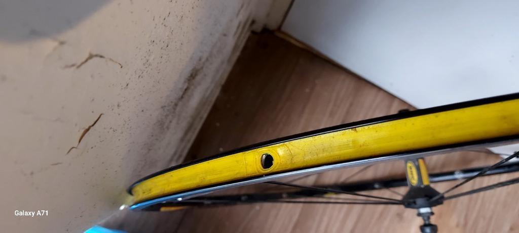 MAVIC VOORWIEL RACEFIETS 26 INCH, Watersport en Boten, Kano's, Ophalen of Verzenden, Zo goed als nieuw, Eén persoon, Kajak