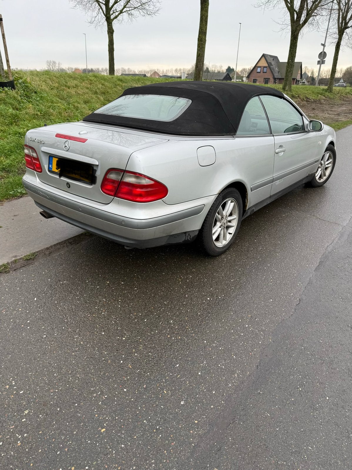 Loop of Sloop Mercedes 320 CLK Cabrio W208, Ophalen
