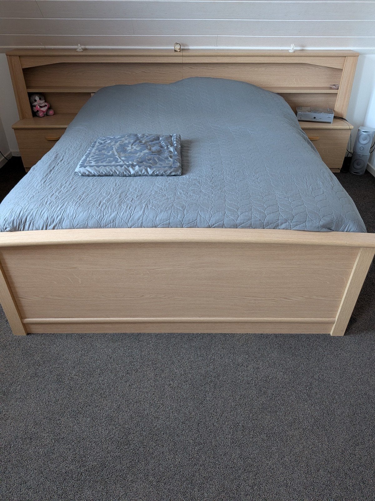 slaapkamer meubels grenen hout,kasten en beuken bed, Ophalen, Zo goed als nieuw, Tweepersoons