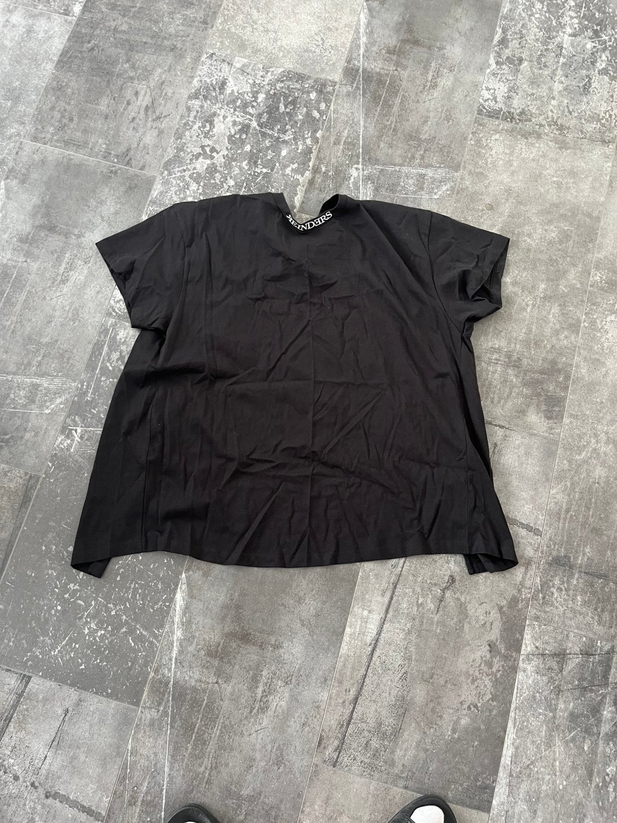 Reinders T-shirt met open rug, Zwart, Nieuw, Ophalen of Verzenden, Korte mouw