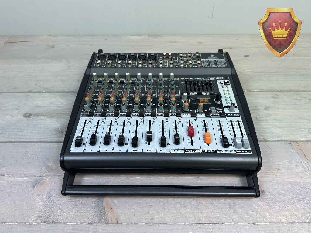 Behringer Europower PMP1000 12-Kanaals Powermixer, Muziek en Instrumenten, Gebruikt, Microfooningang, Ophalen of Verzenden, 10 tot 20 kanalen