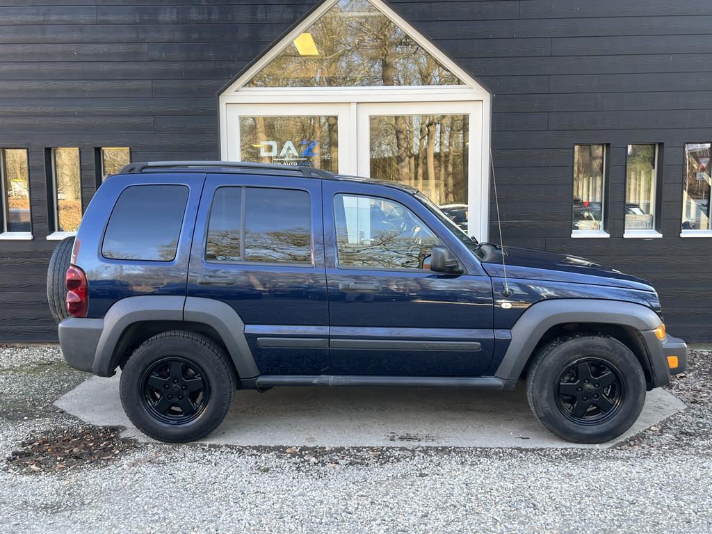 Jeep Cherokee 3.7i V6 Liberty 4x4/Aut/Airco/Audio/Leer/Young, Automaat, 3700 cc, Gebruikt, Zwart