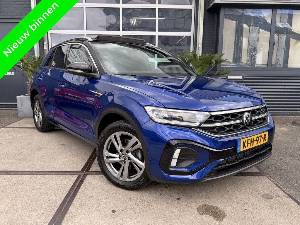 Volkswagen T-Roc 1.5 TSI R-Line DSG Panoramadak Dodehoek ACC, Auto's, Volkswagen, Automaat, 4 cilinders, 150 pk, Blauw