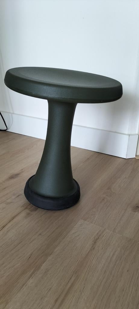 One leg tuinier krukje, Ophalen, Zo goed als nieuw