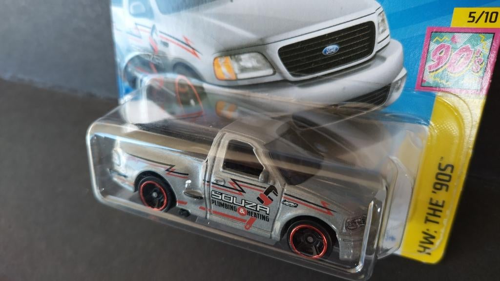 Ford f150 Lightning 1999 1:64 3inch Hotwheels Pol, 1186 MJ 1 NL, Auto, Verzenden, Nieuw
