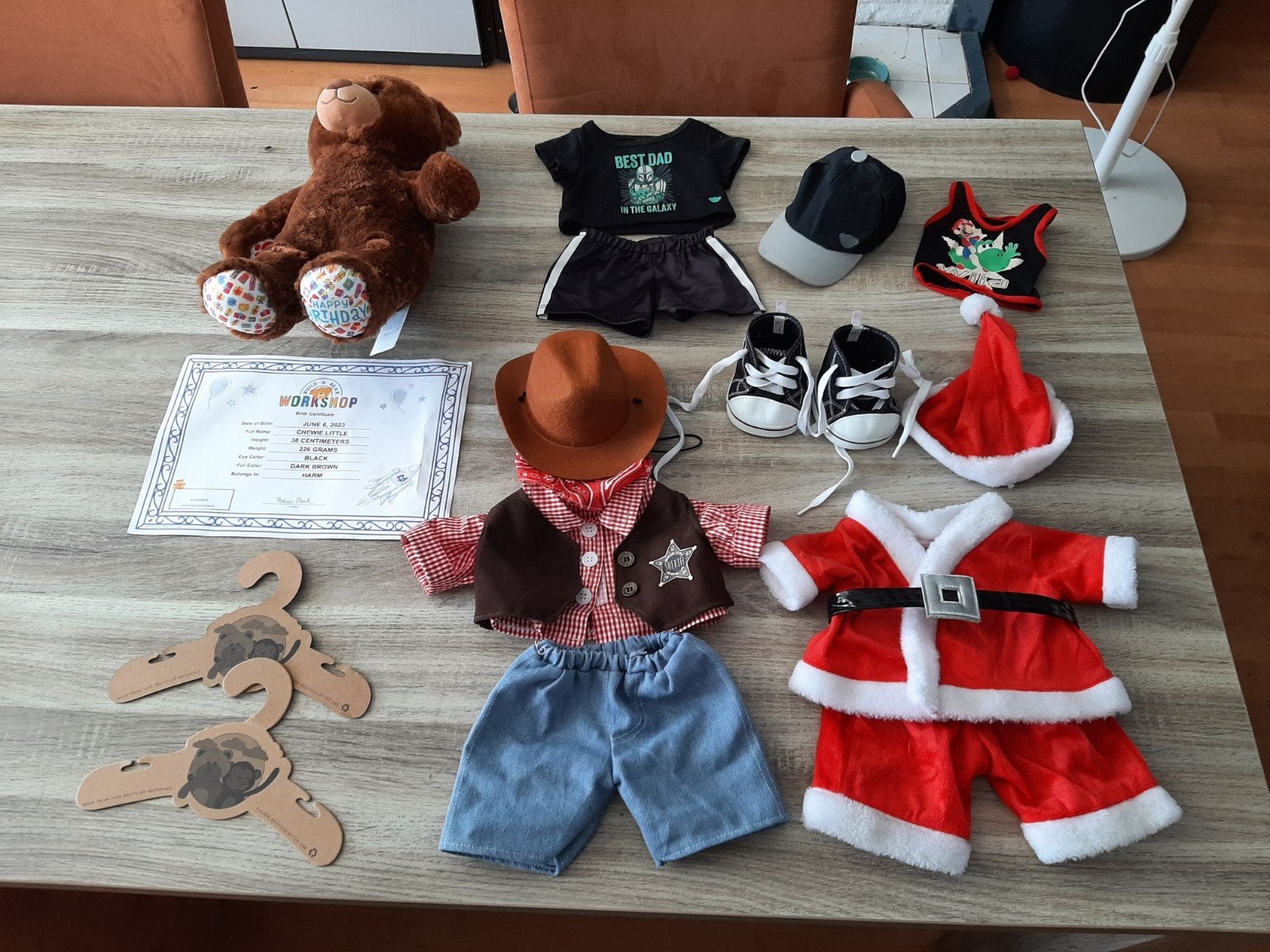 Build a Bear 38cm lang met kleding ter adoptie, Disney, Beer, Ophalen of Verzenden, Zo goed als nieuw