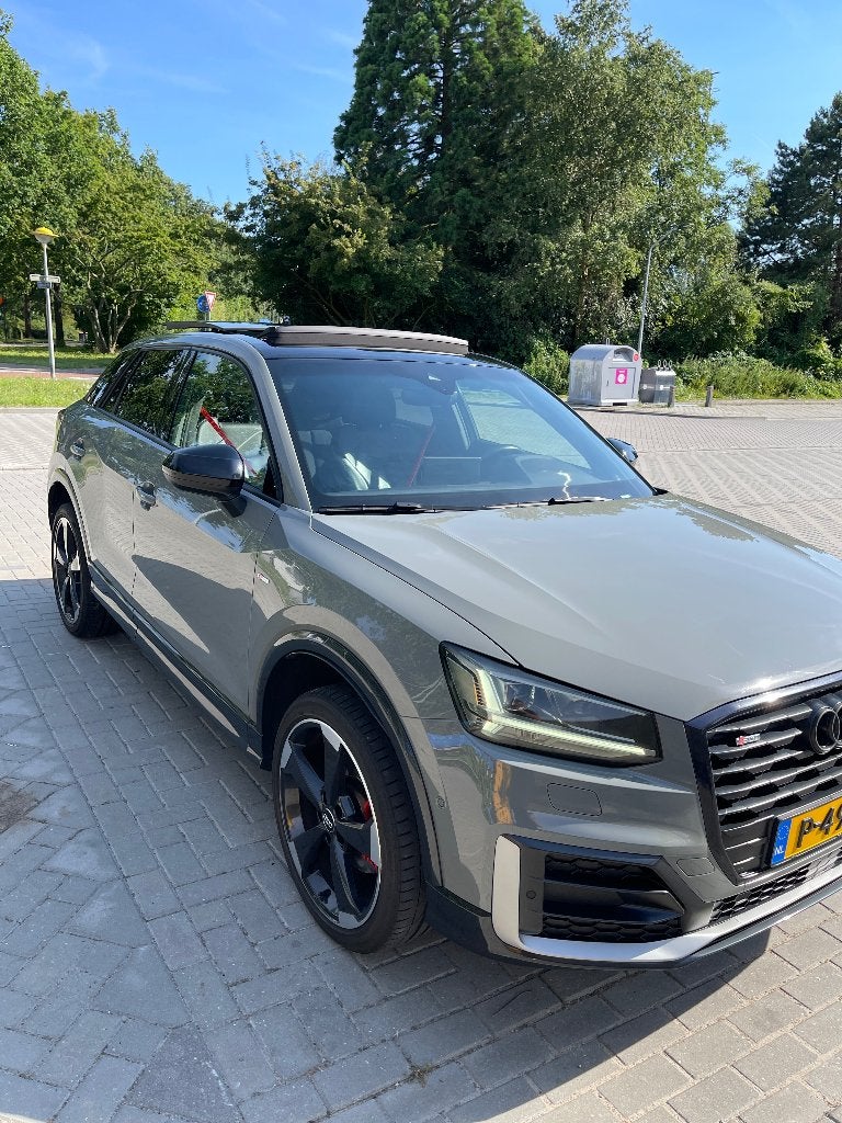 Audi Q2 1.4 Tfsi CoD 190 pk S Tronic 2018 Nardo grey, Auto's, Audi, Leder, 1395 cc, Particulier, SUV of Terreinwagen
