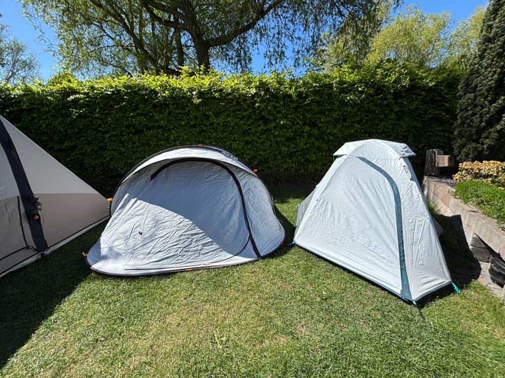 QUECHUA Kampeertent voor 2 personen  Fresh & Black, Caravans en Kamperen, Tenten, Ophalen of Verzenden, Zo goed als nieuw, Tot en met 2