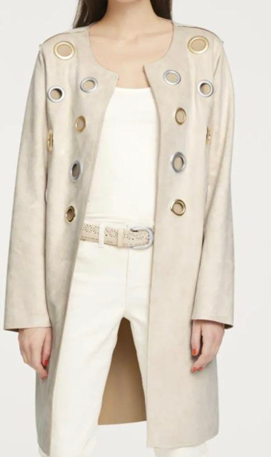 Suedine  mantel met geringde gaten m-l lang colbert blazer, Beige, Maat 42/44 (L), Ophalen of Verzenden, Zo goed als nieuw