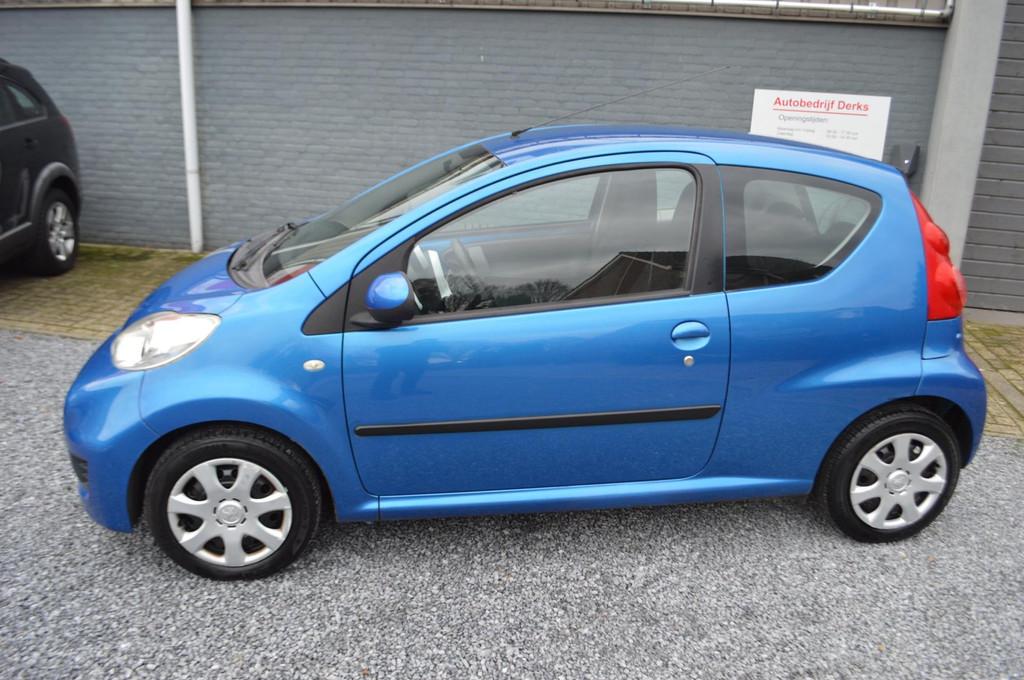 Peugeot 107 1.0-12V XR Airco Stuurbekrachtiging Jaar Garanti, Auto's, Voorwielaandrijving, Stof, Gebruikt, 68 pk