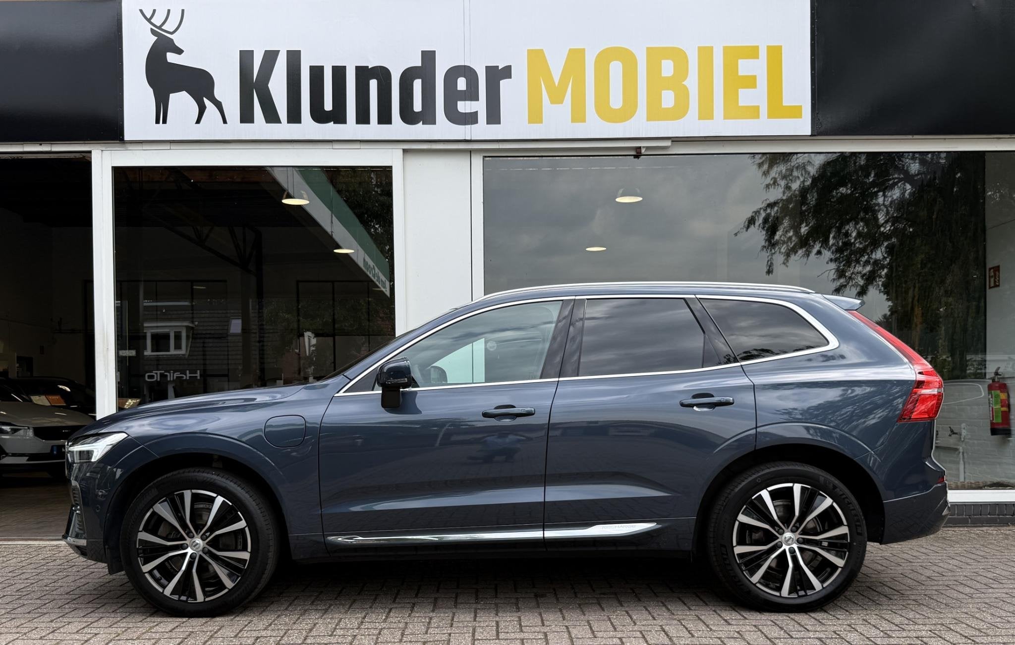 Volvo XC60 2.0 T6 Plug-in hybrid AWD Plus Bright |TailoredWo, Auto's, Volvo, Automaat, Stof, Gebruikt, 4 cilinders