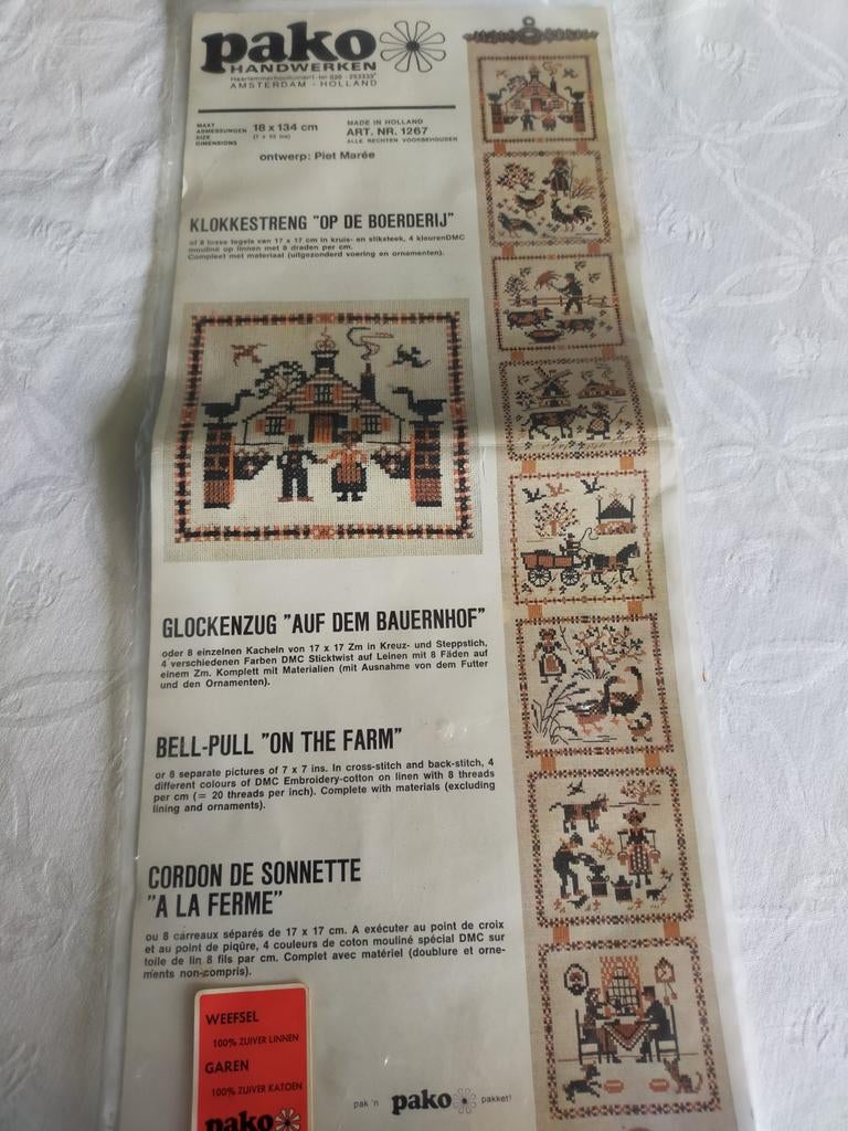 Pako borduurpakket schellekoord nieuw in 4 kleuren, Ophalen of Verzenden, Nieuw, Borduurpakket