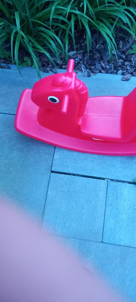 Rode kunststof hobbelpaard voor kinderen little Tikes, Ophalen, Gebruikt, Jongen of Meisje