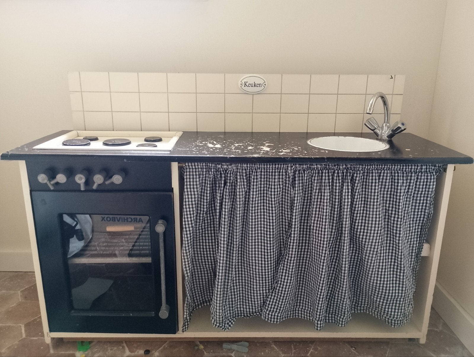 Houten speelkeuken met oven en gootsteen, Kinderen en Baby's, Speelgoed | Speelkeukens, Ophalen, Gebruikt, Hout, Speelkeuken