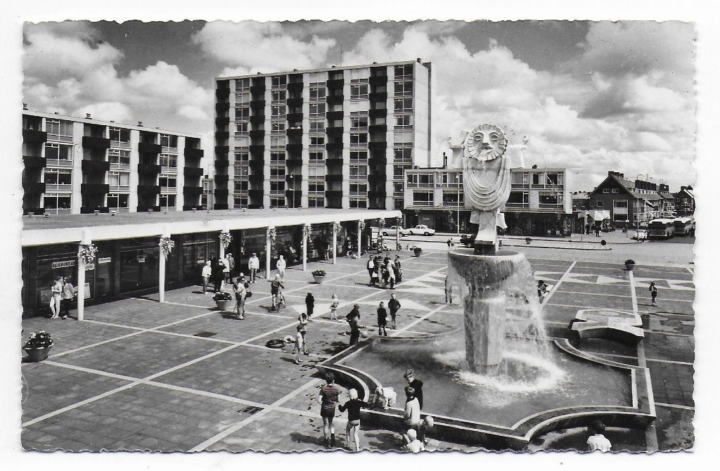 Noordwijk aan Zee Vuurtorenplein Ansichtkaart (B7076), Ophalen of Verzenden, 1960 tot 1980, Ongelopen, Zuid-Holland