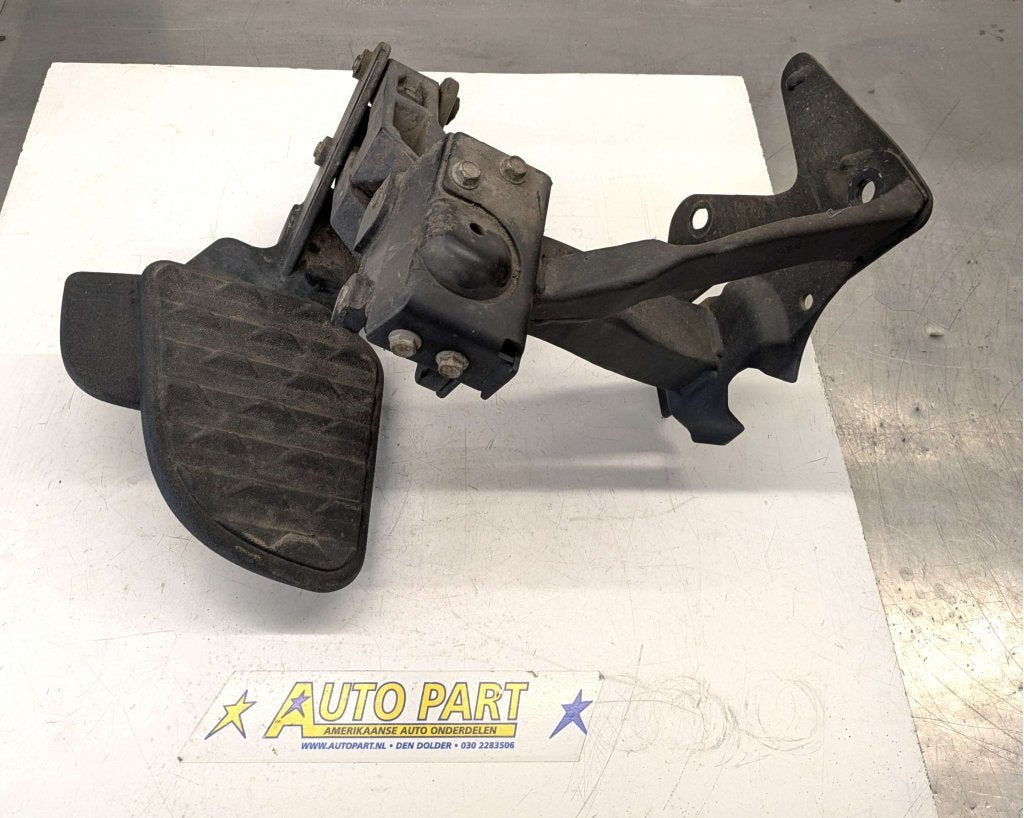 Dodge Ram DT bed step 2019-2026, Gebruikt, PO Box 21-8004 | Auburn Hills, MI 48321-8004, Amerikaanse onderdelen, Ophalen of Verzenden