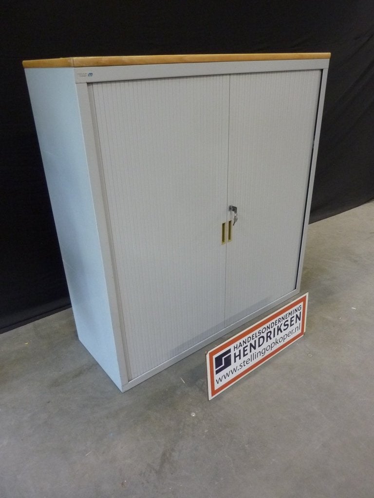 Gebruikte wandkast / roldeurkast / garagekast 120x46x128cm, Ophalen, Minder dan 150 cm, Munstermanstraat 6 - Hal 3 - Silvolde