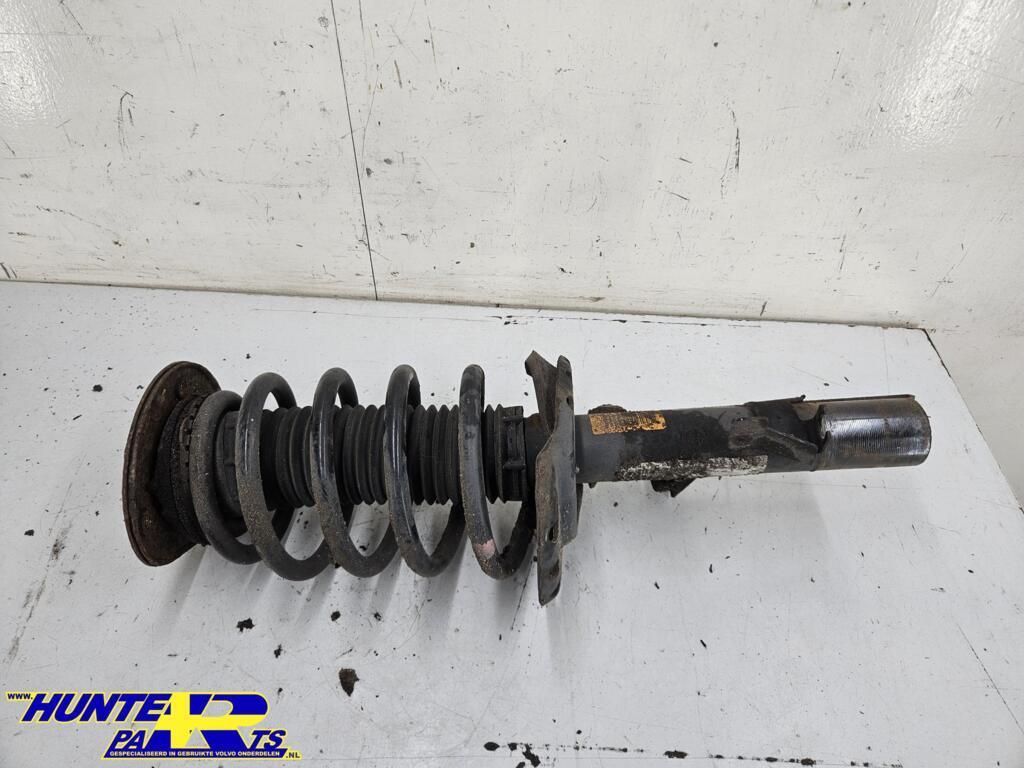 Schokbreker RV Volvo XC60 I ('08->) 31290328, Gebruikt, Ophalen of Verzenden, Volvo