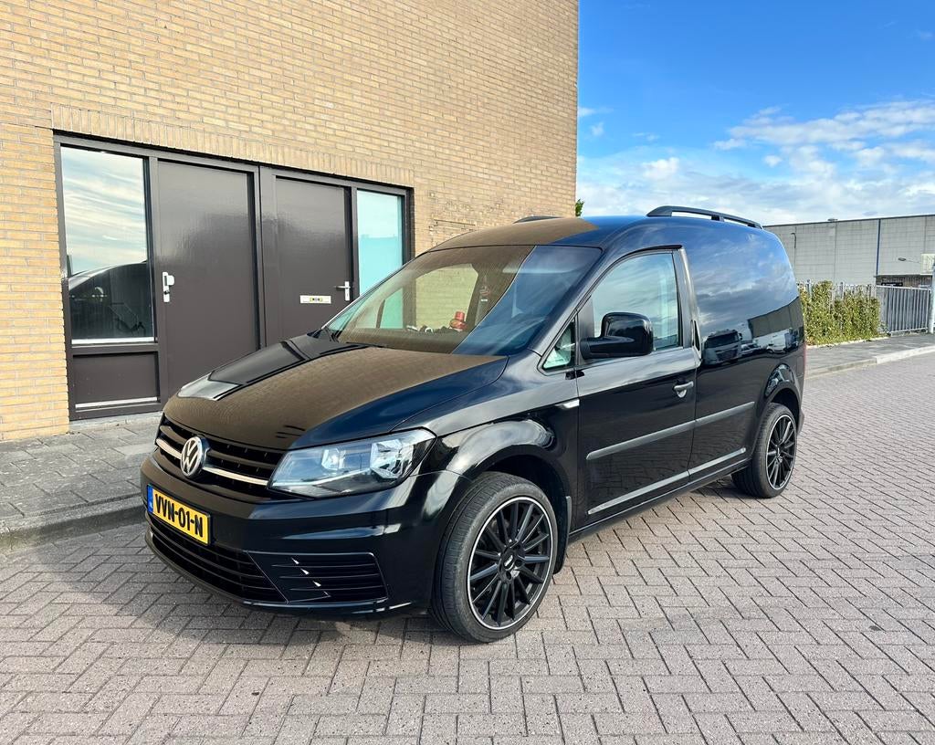 Volkswagen Caddy 2.0 tdi dsg, Auto's, Bestelauto's, Volkswagen, Leder en Stof, Zwart, 102 pk