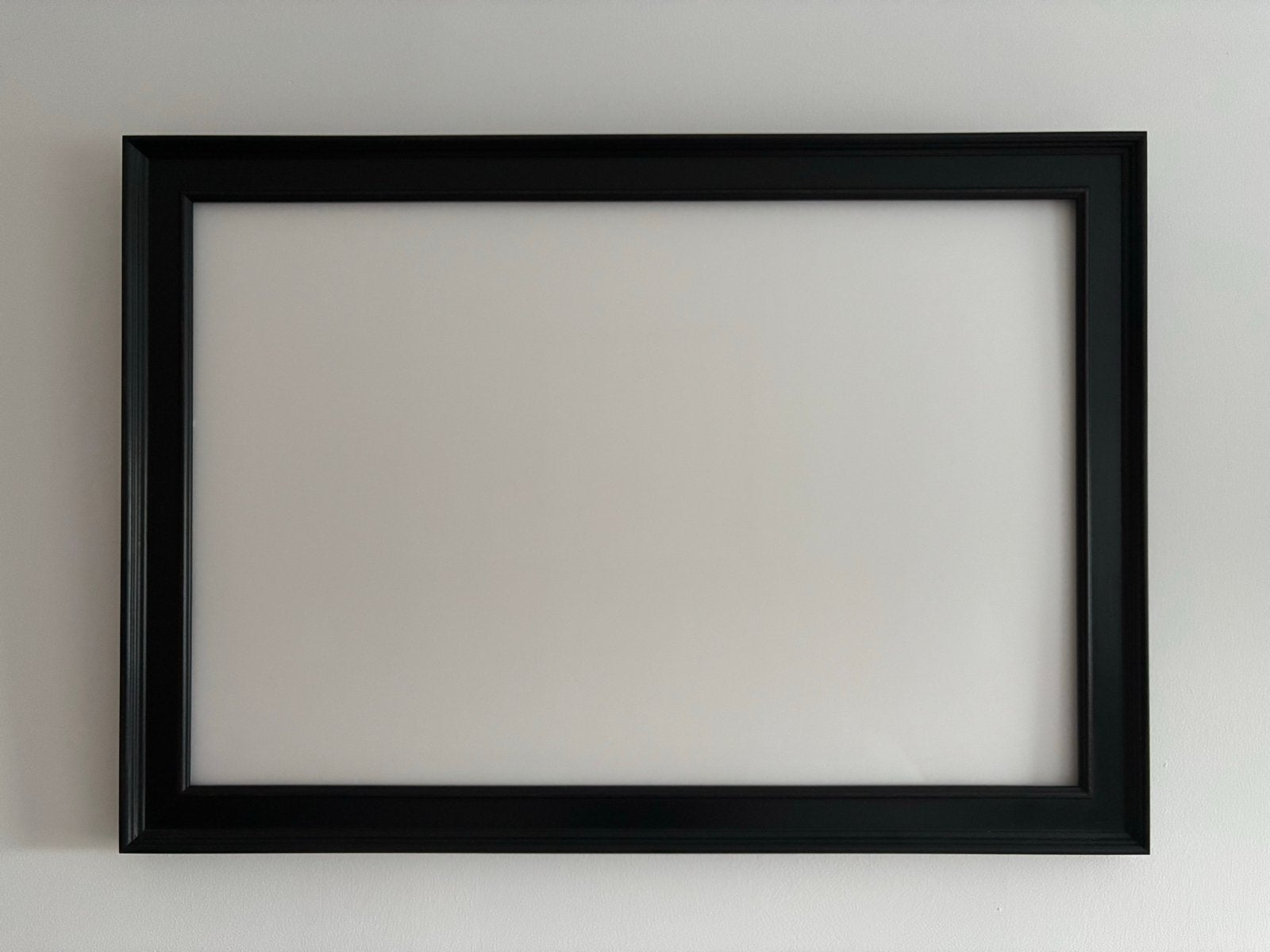 Zwarte fotolijst of schilderijlijst met museumglas 75x50cm, Schilderijlijst, 50 cm, Hangend, Zo goed als nieuw