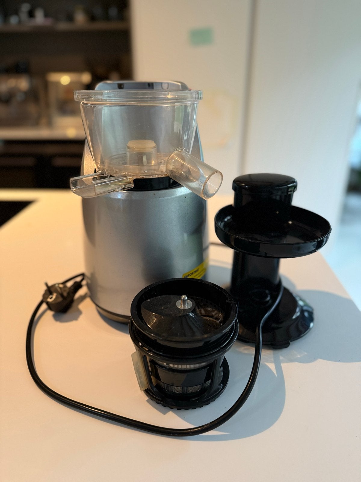 Moa slowjuicer, Ophalen, Zo goed als nieuw, Elektrisch, Slowjuicer