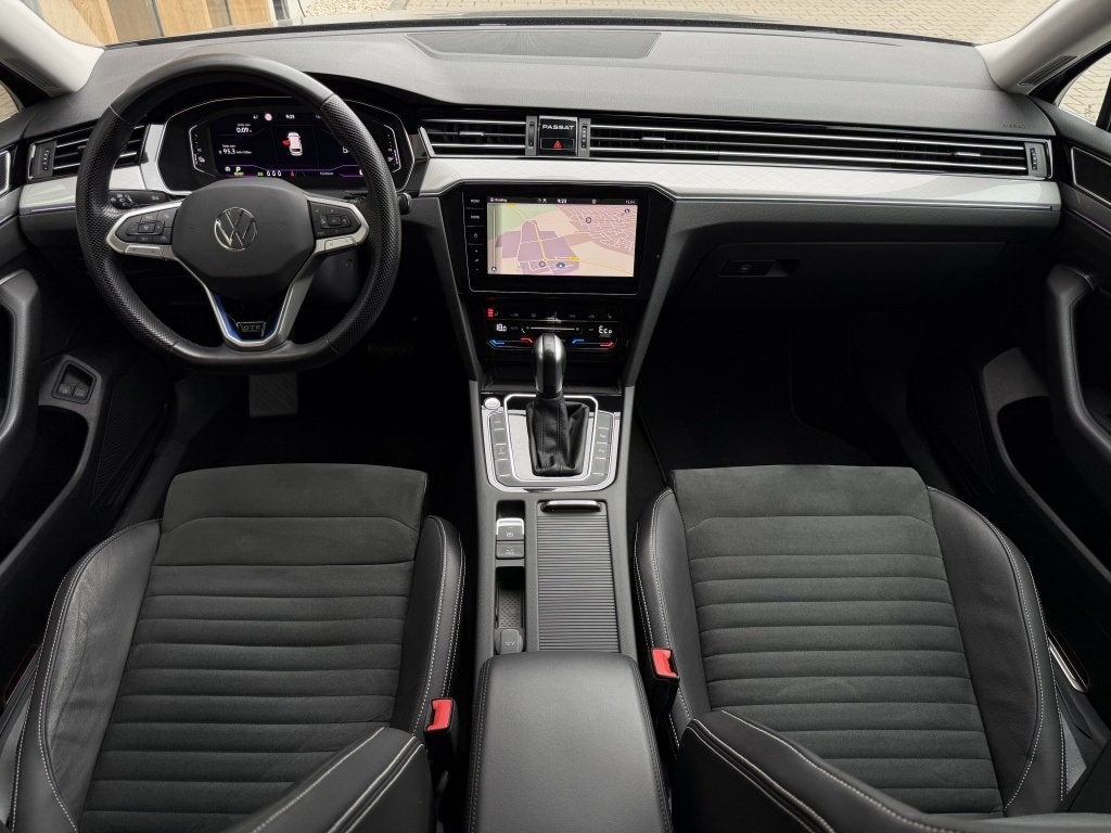 Volkswagen Passat Variant 1.4 TSI PHEV GTE Bns (bj 2022), Auto's, Volkswagen, Gebruikt, 4 cilinders, 157 pk, Plug-in hybride