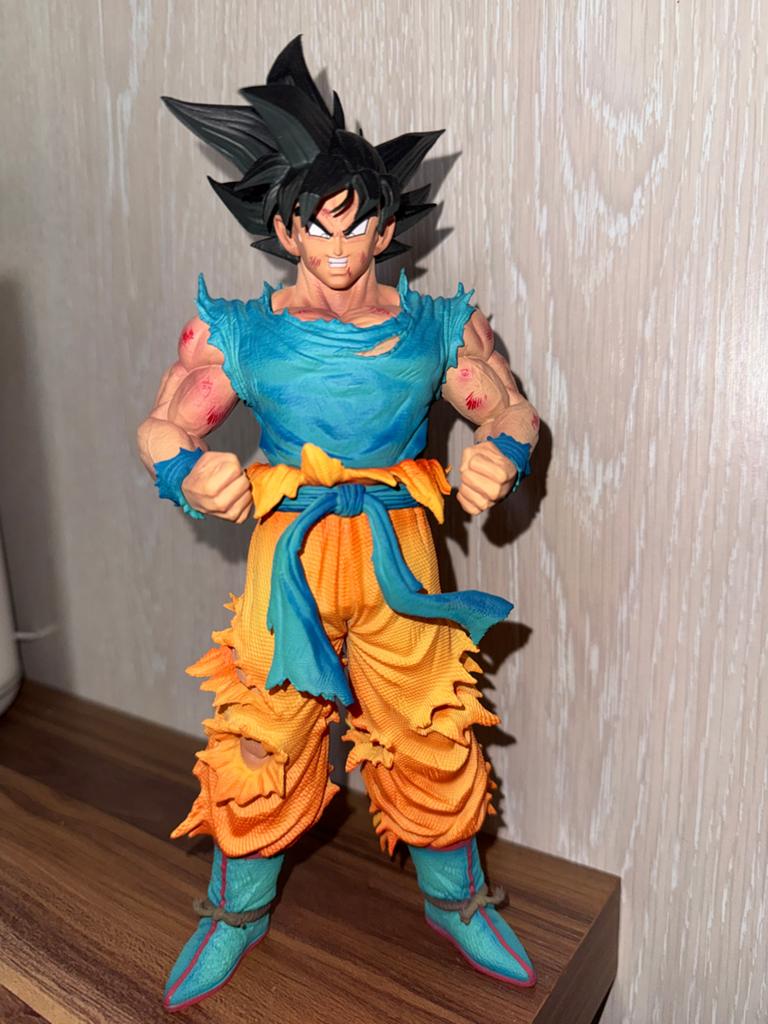 Dragon Ball Z Goku actiefiguur - Beschadigde kleding, Verzenden, Zo goed als nieuw