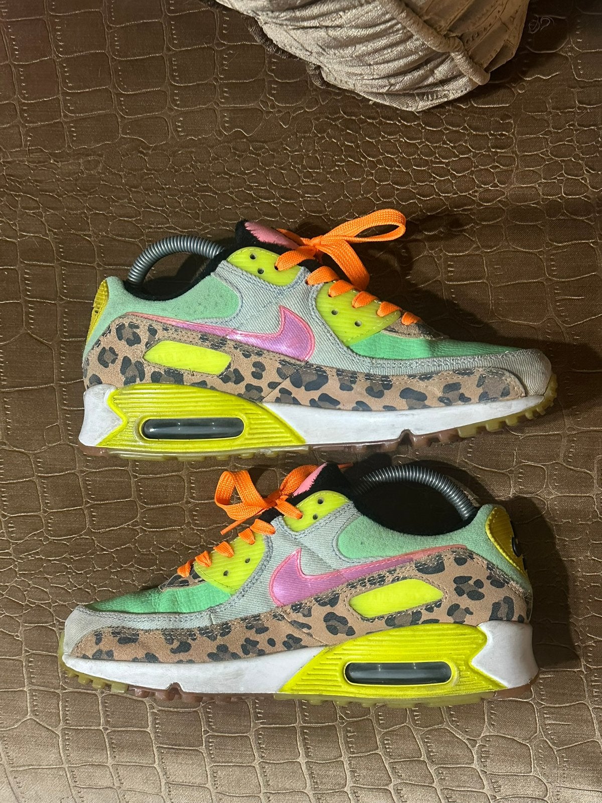 Nike air max 90 illusion green panther special edition 40, Overige kleuren, Sportschoenen, Ophalen of Verzenden, Gedragen