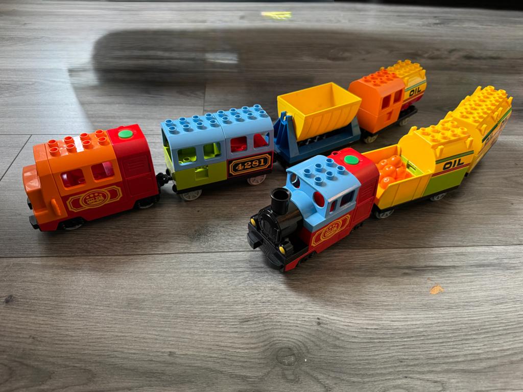 Grote partij Duplo: treinspoor, treinen, poppetjes, dieren, Ophalen, Gebruikt, Duplo