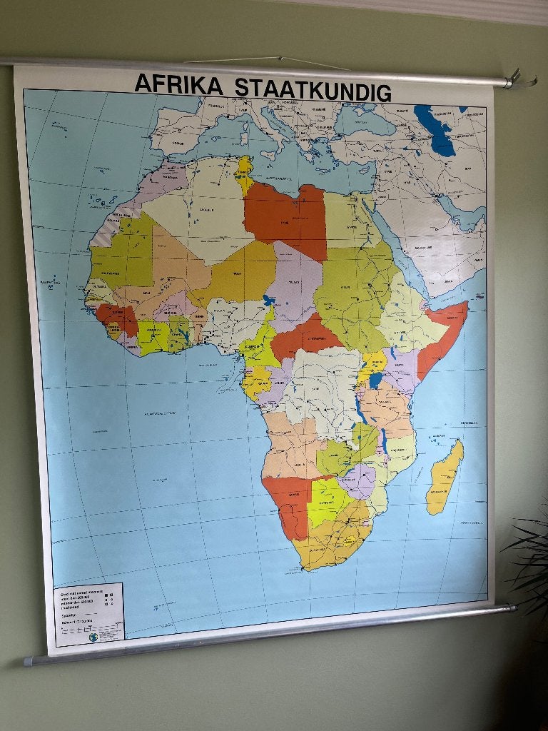 Schoolkaart Afrika staatskundig, Antiek en Kunst, Antiek | Schoolplaten, Ophalen, Aardrijkskunde