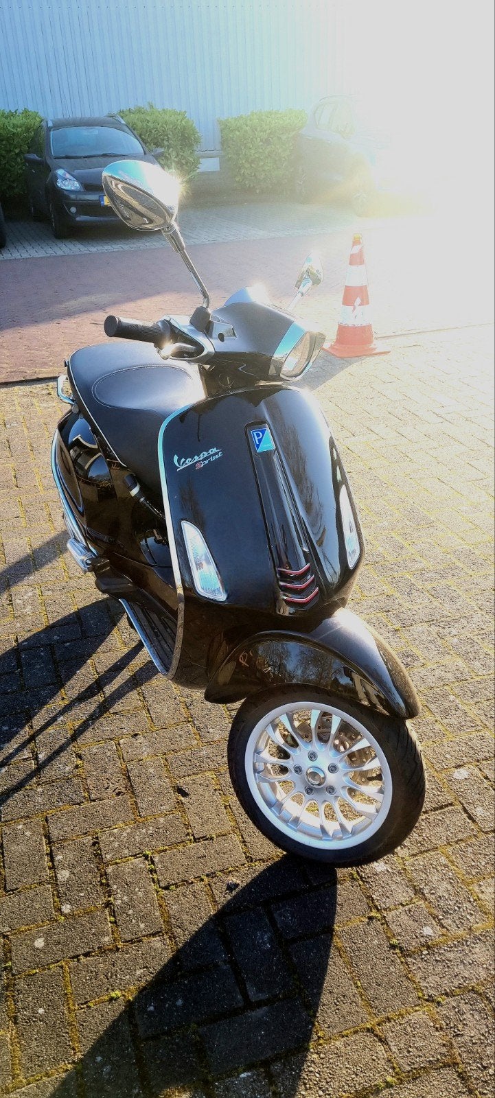 Gezocht schakelbrommer, ik wil ruilen voor vespa sprint, Ophalen, Zo goed als nieuw