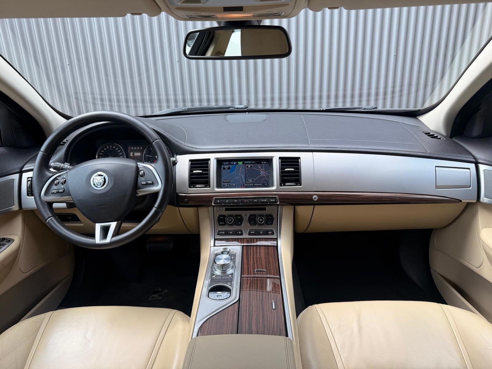 Jaguar XF Sportbrake 2.2D S 200pk|Stoelverwarming|Camera|Cru, Automaat, Euro 5, Achterwielaandrijving, Gebruikt