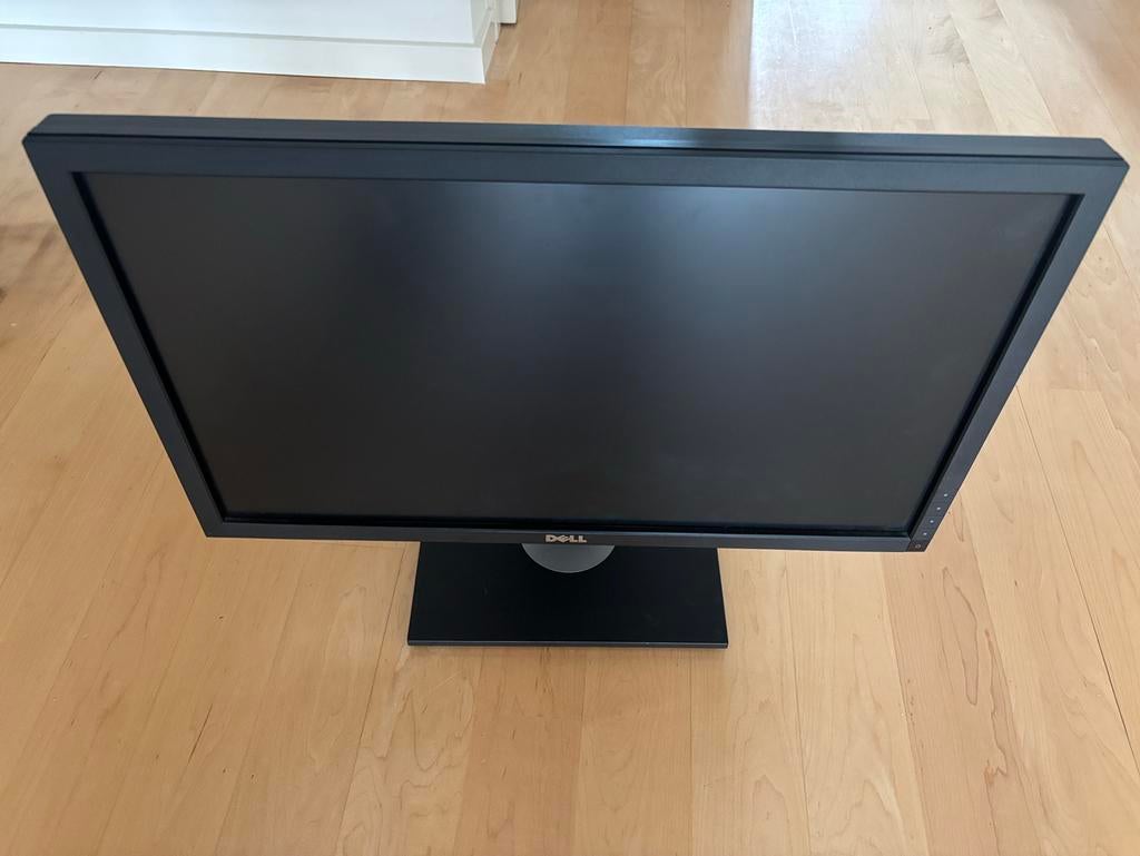 Dell 23 inch monitor met originele in hoogte,draaibare voet, Computers en Software, Monitoren, Gaming, DisplayPort, Full HD, Ophalen of Verzenden