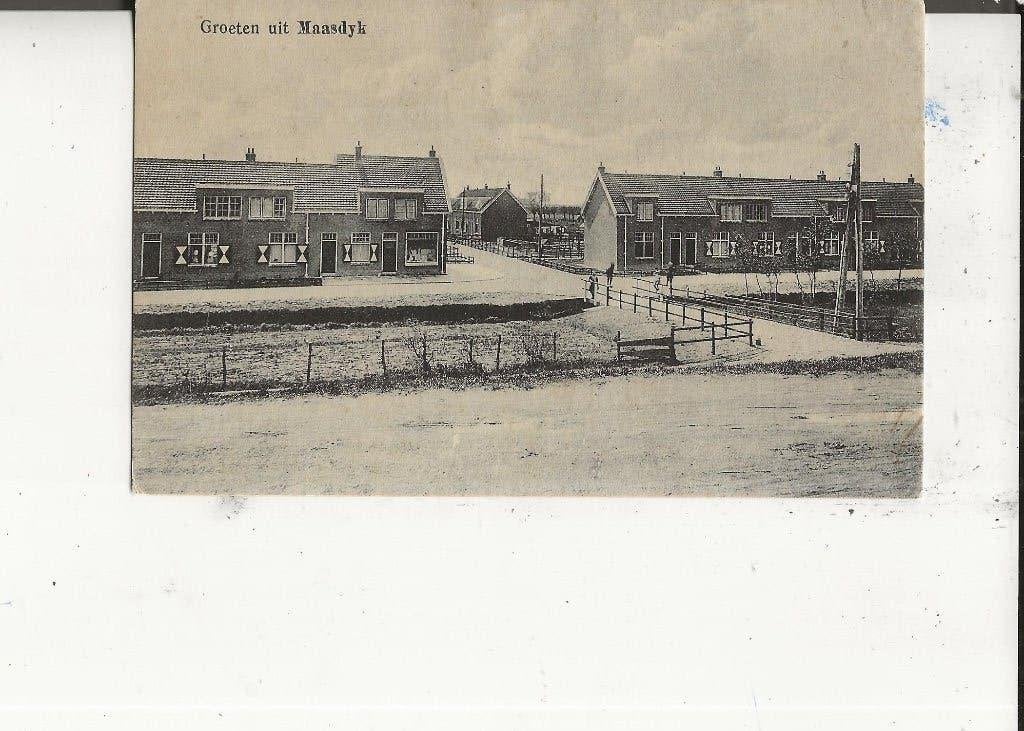 Maasdijk Dorpsgezicht met Telegraafpaal R v d Hoeven, Verzamelen, Ansichtkaarten | Nederland, Ophalen of Verzenden, Voor 1920
