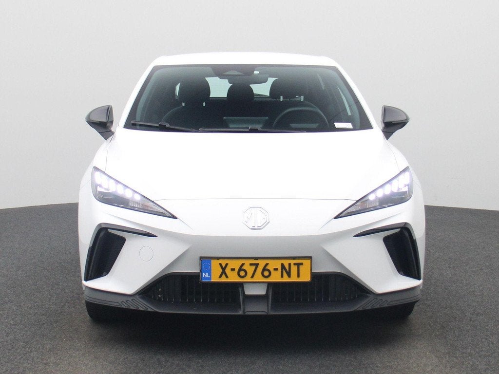 MG 4 Standard 51 kWh | 7 jaar Garantie | Parkeersensoren | S, Auto's, MG, Automaat, 12 maanden, Wit, Ford A1 Occasion