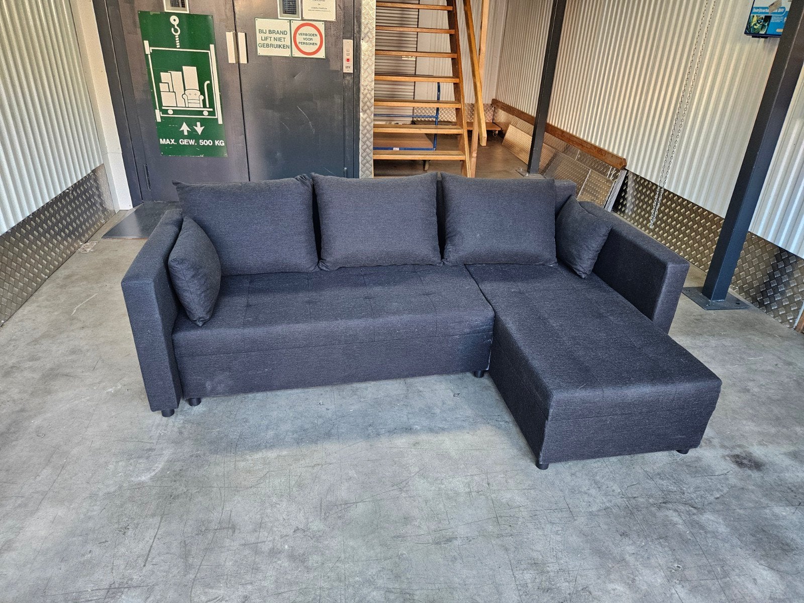 Zo goed als nieuwe slaapbank met chaise longue, Ophalen, Modern en functioneel, 125 tot 150 cm, Tweepersoons