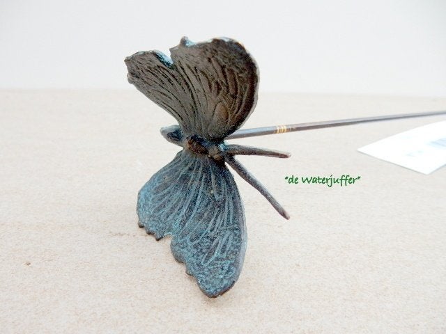 090* Bronzen vlinder op pin (Boven €75 geen verzendkosten), Tuin en Terras, Tuinbeelden, Ophalen of Verzenden, Nieuw, Overige materialen