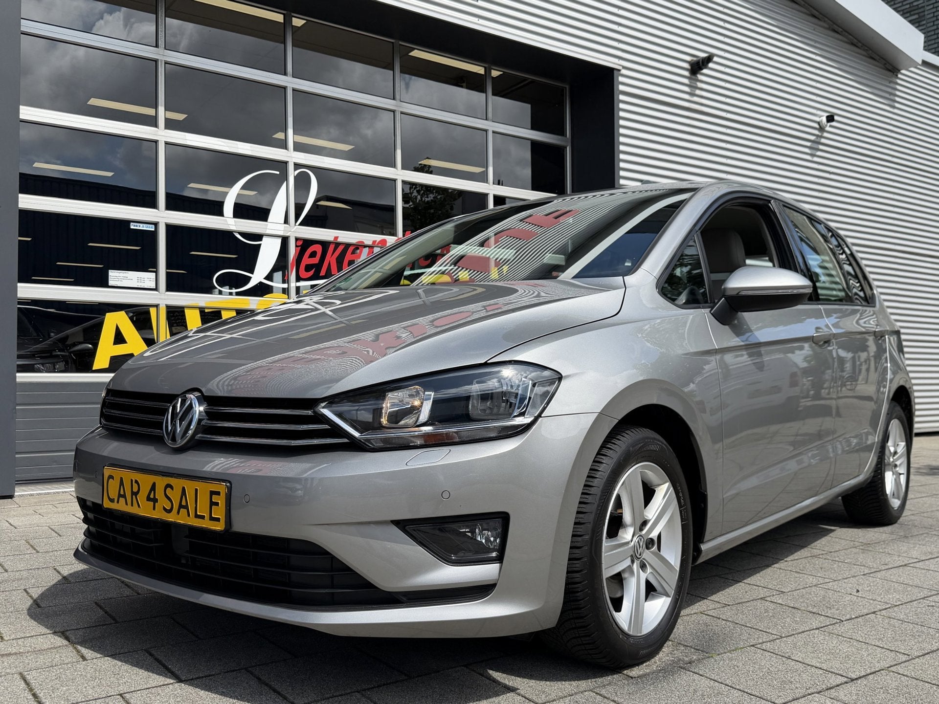 Volkswagen Golf Sportsvan 1.2TSI Comfortline BlueMotion -Nav, Voorwielaandrijving, Gebruikt, Beige, 4 cilinders