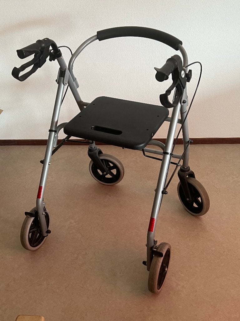rollator, Ophalen, Lichtgewicht, Gebruikt